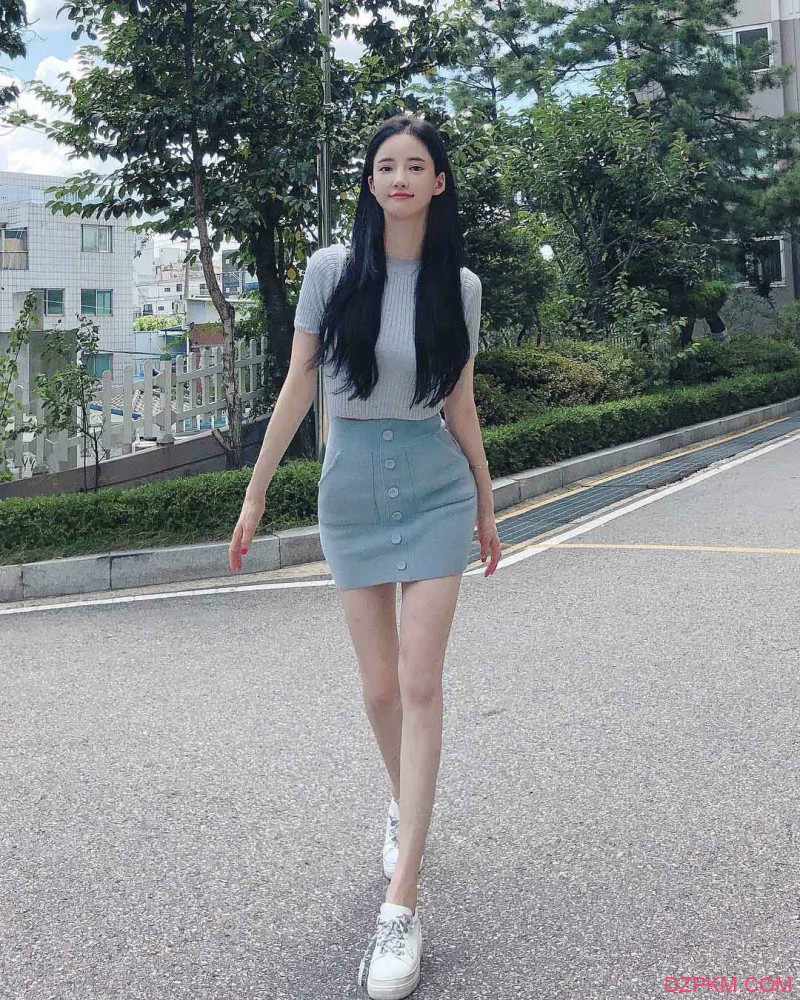 韩国健身美女潘南奎 模特身材撞脸杨颖走红