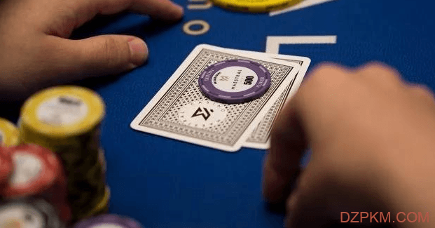 关于延迟持续下注的德州扑克的测试