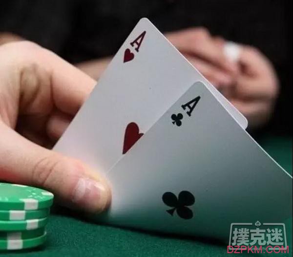 新手玩家快速提高德州扑克水平的五个方法