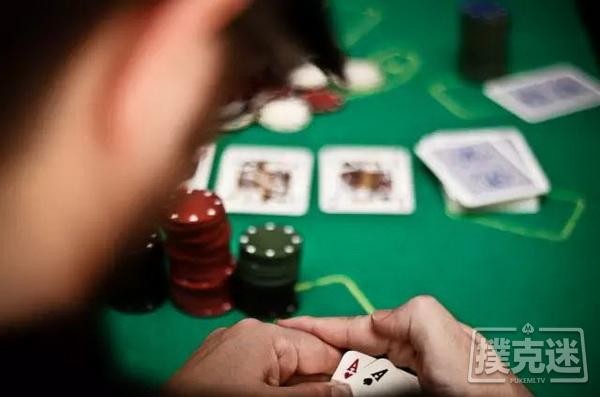 德州扑克时手持最强底牌AA，如何行动更有利