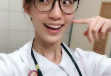 护理师正妹玟玟 短裙秀性感大长腿-德州扑克迷