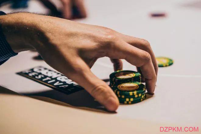 在常规局中使用这三种打法,将损失大量筹码!-德州扑克迷