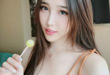 正妹Fedora Ng分开又白又嫩美腿 低胸连衣裙豪乳呼之欲出-德州扑克迷