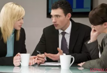 别在聊天时一不小心泄露了自己的牌力-德州扑克迷