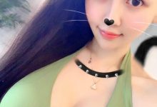 性感辣妈学游泳 比基尼秀完美曲线超诱人-德州扑克迷