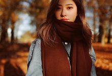 旅游美女Selina晒旅游照 笑容甜美气质迷人-德州扑克迷
