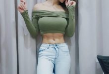 健身美女Nikko 露脐装秀腹肌马甲线诱人-德州扑克迷