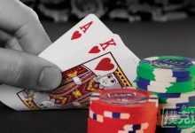 德州扑克顶对顶踢脚,铁头玩到底-德州扑克迷