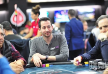 前体育解说员Jeff Platt为粉丝直播WSOP比赛-德州扑克迷