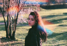 俄罗斯美女Dasha Taran 气质女神回眸一笑偷走人心-德州扑克迷