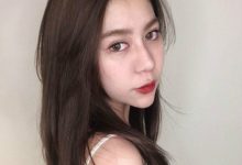 光是长腿就抢尽风头还不够，出众的气质还是要丰富内在——金楚茵-德州扑克迷
