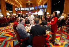 德州扑克中手持23,翻牌all in,诈唬还亮牌!花样做死的明白人-德州扑克迷