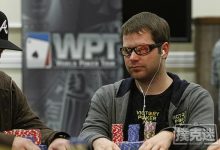 德州扑克紧凶牌手偶尔也会浪起来-德州扑克迷