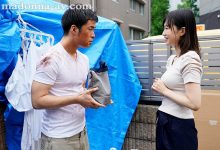 JUL-358：「铃乃広香」爱上被流浪汉插的感觉疯狂偷情！-德州扑克迷