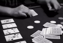 德州扑克如何决定翻牌前的加注量-德州扑克迷