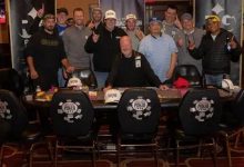 在一场现场比赛中，最后的11名玩家竟然平分了奖金-德州扑克迷