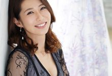 “长嶋沙央梨”作品JUL-647:熟女人妻一喝醉就会乱摸男人老二！-德州扑克迷