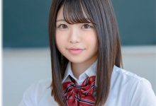 桥本ゆあ(桥本由爱)作品：G奶美少女解开钮扣露出她隐藏的巨乳。-德州扑克迷
