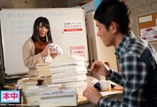 HND-822：暗恋学长脱下了“小泉日向(小泉ひなた)”的内裤突袭做爱！-德州扑克迷