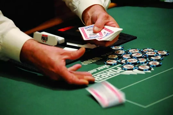 WSOP可能面临扑克发牌员短缺的窘境