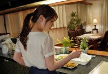 年轻继母太诱人!ADN-416“岬奈奈美”情不自禁地骑到儿子身上-德州扑克迷