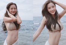 千年一遇！海風狂撫「極品正妹」，絕美甜笑搭「窈窕腰線」讓人秒醉！-德州扑克迷