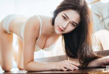 173cm長腿麻豆「MIGA冰冰」在家也辣翻！「豐滿巨乳＋惹火蠻腰」挑逗你視神經！-德州扑克迷