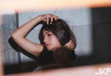 電眼美少女「黑糖兔」居家真理褲好犯規！「渾圓雪乳」也難以隱藏！-德州扑克迷
