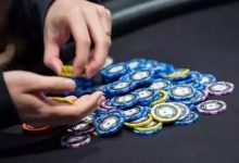 【EV扑克】牌局分析:在多人底池的翻牌圈听牌后,该怎么游戏?-德州扑克迷