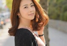 「风骚人妻饥渴爆发上位骑乘摇爆」系列作品推荐介绍及封面预览-德州扑克迷