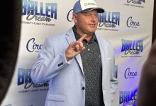 【EV扑克】趣闻 | 棒球传奇人物罗杰-克莱门斯首次在慈善活动中玩扑克牌-德州扑克迷