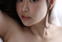 拍完写真后⋯安斋拉拉又有了新动作！-德州扑克迷