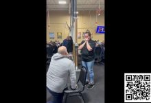 【EV扑克】某牌手在扑克室求婚但女友却没有秒“call”，好尴尬…-德州扑克迷