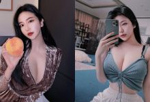 手拿蜜桃的「豐滿美乳正妹」，「大顆車頭燈」有夠誘惑！-德州扑克迷