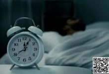 【EV扑克】趣闻 | 三条WSOP金手链得主睡过头,被洗掉了 97% 的记分牌-德州扑克迷