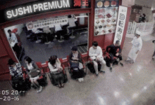 減少排隊的辛苦　NISSAN推出「自動排隊座椅」-德州扑克迷