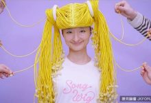 派對必備耳機假髮？一群人一起聽耳機太詭異啦！-德州扑克迷