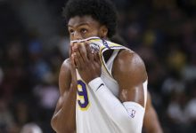 大发体育-布朗尼把篮球玩成足球他还该继续出战吗,大发助力你的致富之路!-德州扑克迷