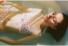 「日系少女」輕寫真！柔軟胴體輕飄水中，安靜舒適的絕美藝術！-德州扑克迷