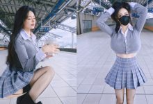 高鐵月台閃光大車燈!「霍萱」蹲下喝咖啡又「露餡蜜桃臀」-德州扑克迷