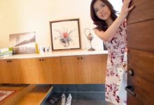 最強婊子！人妻和小鮮肉愛愛「老公打來」　邊啪邊討論…晚餐吃什麼-德州扑克迷