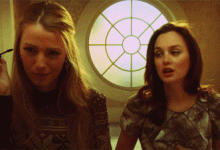 女人才看得出女人的小動作 同性最討厭的9種女生-德州扑克迷