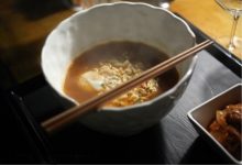 有錢沒地方花嗎？首爾最貴的泡麵-德州扑克迷