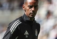 大发体育-要去利物浦？伊萨克缺席热身赛引热议，大发助力你的致富之路！-德州扑克迷