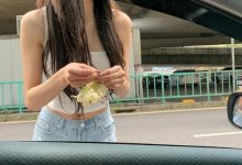 萬人求門！Line瘋傳「玉蘭花辣妹」畫面引熱議！白皙美腿視角超迷人-德州扑克迷