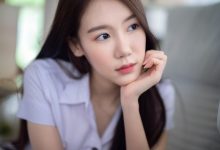 仙氣飄然!泰國氣質正妹「Carolis Mok」回眸一笑讓人秒戀愛 低胸「白嫩雪球」衝擊炸出-德州扑克迷