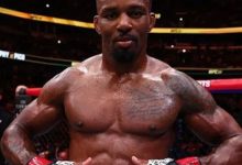 迈博体育 英国选手墨菲以惊艳的击倒对手赢得冠军-德州扑克迷