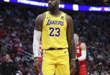 迈博体育 Shams:詹姆斯今夏未参与湖人运作 他在享受假期-德州扑克迷