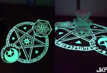 看我用「它」召喚發光魔法陣！這又是什麼神奇新玩法啦？-德州扑克迷