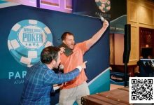 【EV扑克】WSOP天堂岛25W刀神秘赏金开奖!小哥抽中狂喜:我要去打Triton了!-德州扑克迷